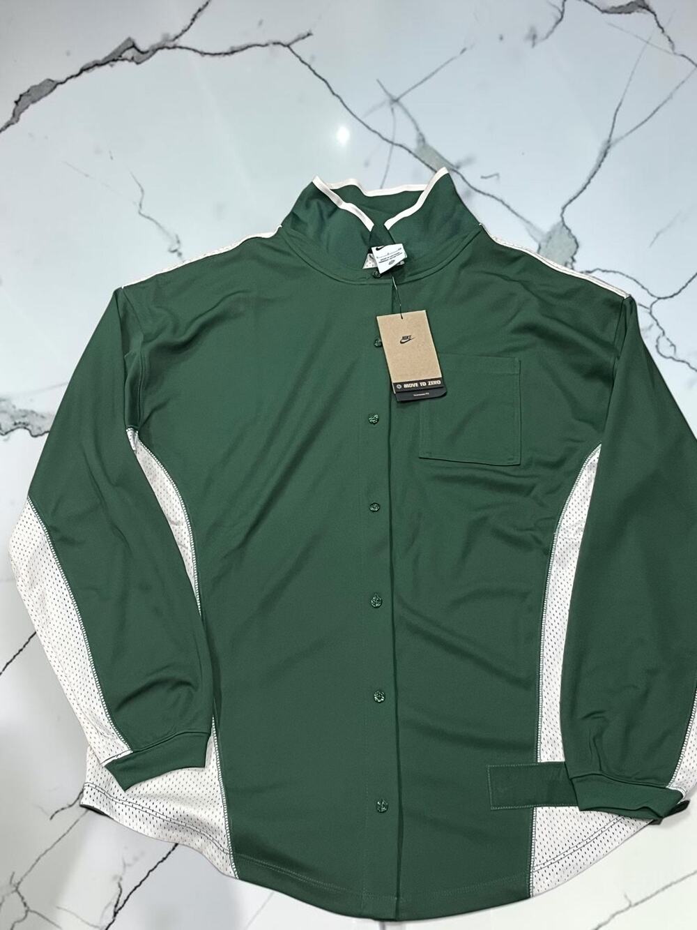 Nike Women’s Button Up Shirt Size S Green White Mesh Long Sleeve NWT